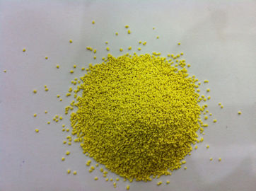 O amarelo salpica salpicos coloridos do sulfato de sódio dos salpicos para o pó detergente